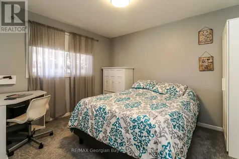 1007 Glen Mhor Crescent Midland ON L4R 4P5