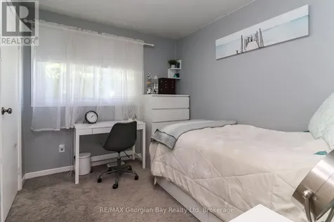1007 Glen Mhor Crescent Midland ON L4R 4P5