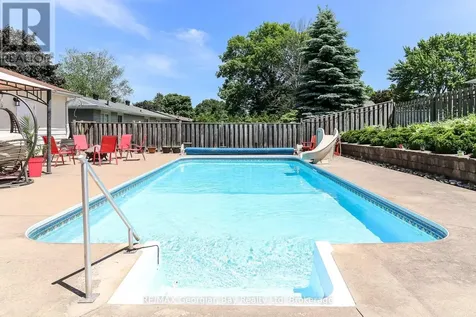 1007 Glen Mhor Crescent Midland ON L4R 4P5