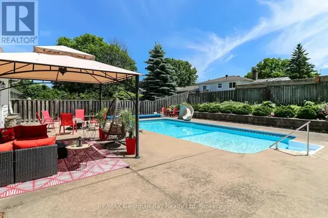 1007 Glen Mhor Crescent Midland ON L4R 4P5