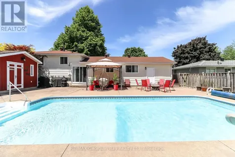 1007 Glen Mhor Crescent Midland ON L4R 4P5