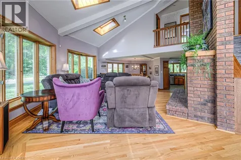 35 Robinson Road Cambridge ON N1R 5S7