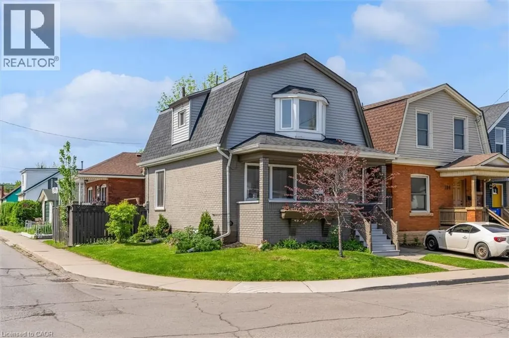 196 Campbell Avenue Hamilton ON L8H 2G3