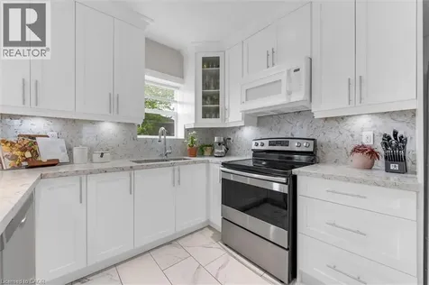 196 Campbell Avenue Hamilton ON L8H 2G3