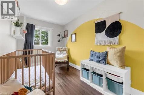 196 Campbell Avenue Hamilton ON L8H 2G3