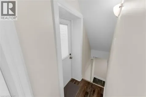 196 Campbell Avenue Hamilton ON L8H 2G3