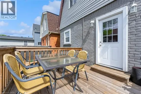 196 Campbell Avenue Hamilton ON L8H 2G3
