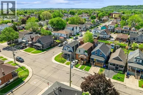 196 Campbell Avenue Hamilton ON L8H 2G3