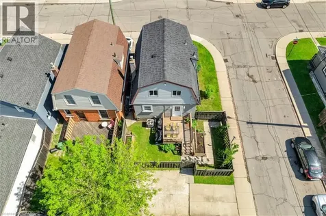 196 Campbell Avenue Hamilton ON L8H 2G3