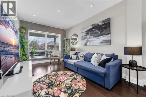 196 Campbell Avenue Hamilton ON L8H 2G3