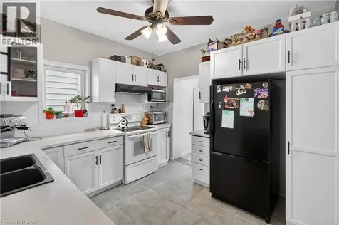 209 Glendale Avenue North Hamilton ON L8L 7K2