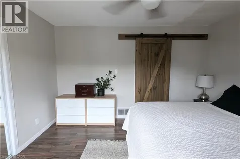 209 Glendale Avenue North Hamilton ON L8L 7K2