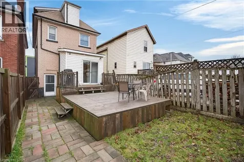209 Glendale Avenue North Hamilton ON L8L 7K2