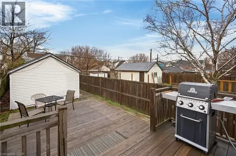 209 Glendale Avenue North Hamilton ON L8L 7K2