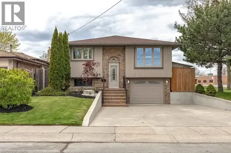 116 Highridge Avenue Hamilton ON L8E 3Y9