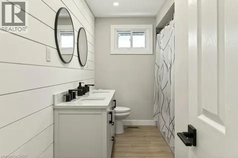 116 Highridge Avenue Hamilton ON L8E 3Y9