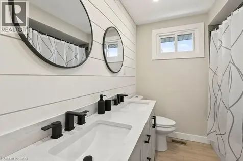 116 Highridge Avenue Hamilton ON L8E 3Y9
