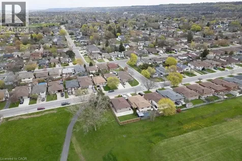 116 Highridge Avenue Hamilton ON L8E 3Y9