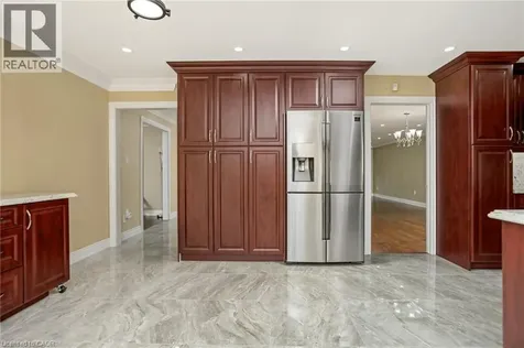 2235 Grenville Drive Oakville ON L6H 4W7