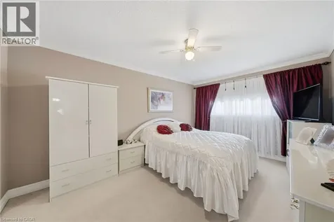 1149 Dowland Crescent Burlington ON L7T 4C7