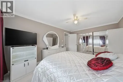 1149 Dowland Crescent Burlington ON L7T 4C7