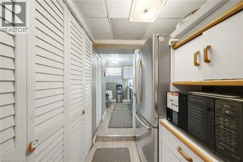 1149 Dowland Crescent Burlington ON L7T 4C7