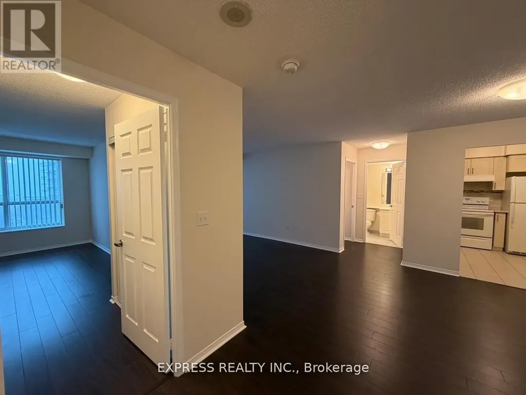 29 Pemberton Avenue Toronto (newtonbrook East) ON M2M 4L5