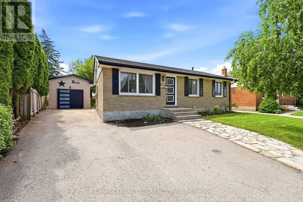 25 Paulson Court St. Thomas ON N5R 1N1