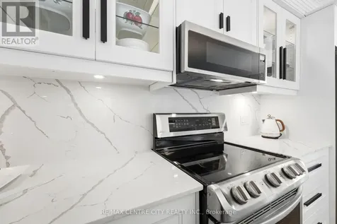 25 Paulson Court St. Thomas ON N5R 1N1
