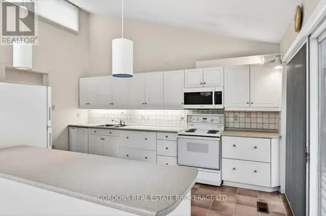 100 Frontenac Crescent Deep River ON K0J 1P0