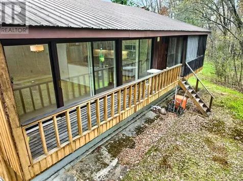 100 Frontenac Crescent Deep River ON K0J 1P0