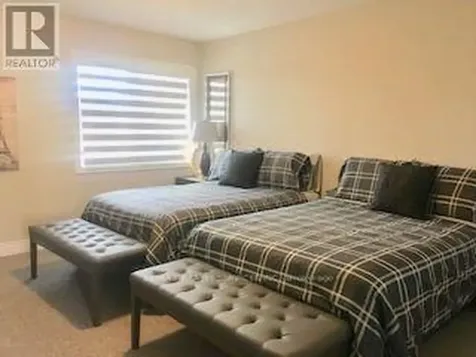 26 Lett Avenue Collingwood ON L9Y 0Z5
