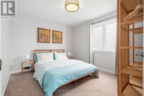 166 Lily Pond Street Ottawa ON K2M 0J5