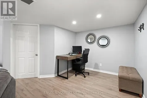 166 Lily Pond Street Ottawa ON K2M 0J5