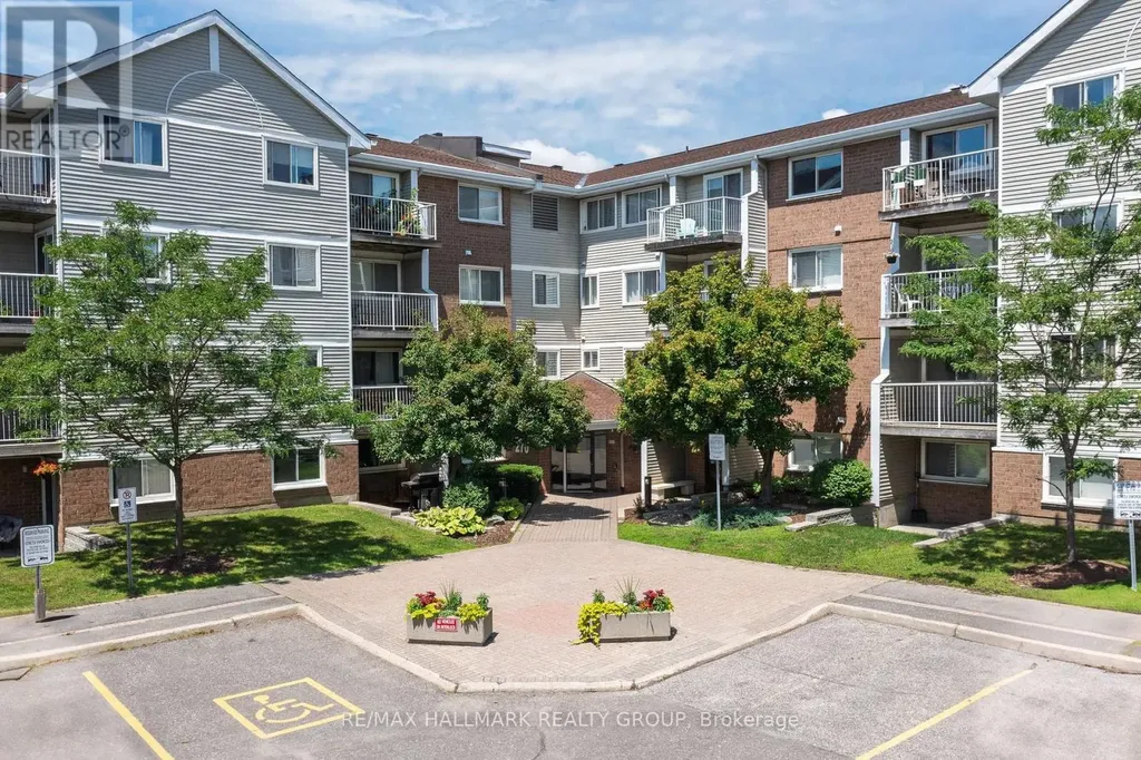 270 Brittany Drive Ottawa ON K1K 4M3