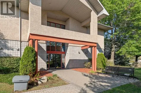 270 Brittany Drive Ottawa ON K1K 4M3