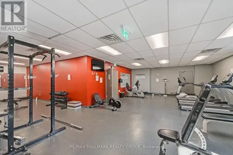 270 Brittany Drive Ottawa ON K1K 4M3