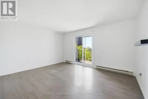 270 Brittany Drive Ottawa ON K1K 4M3