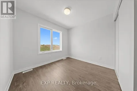 1008 Elixir Place Ottawa ON K2W 0P1