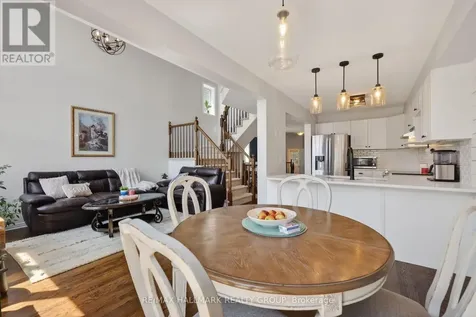 369 Rolling Meadow Crescent Ottawa ON K1W 0A9