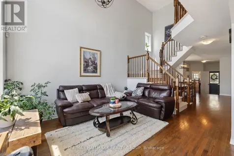 369 Rolling Meadow Crescent Ottawa ON K1W 0A9