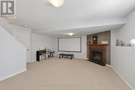 369 Rolling Meadow Crescent Ottawa ON K1W 0A9