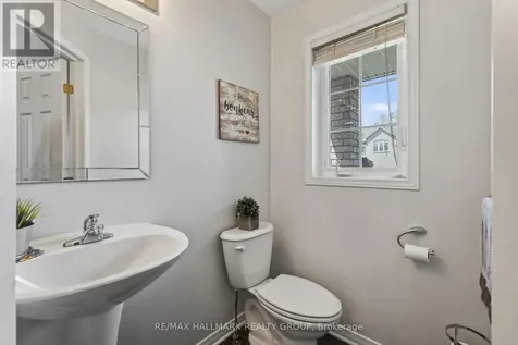 369 Rolling Meadow Crescent Ottawa ON K1W 0A9