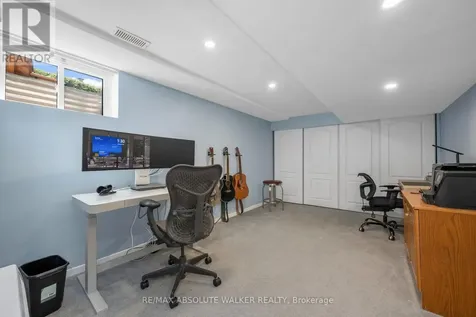108 Plover Lane Ottawa ON K2B 8M2