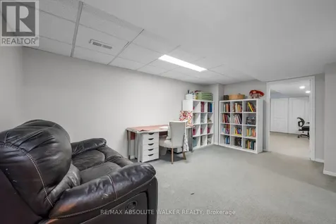 108 Plover Lane Ottawa ON K2B 8M2