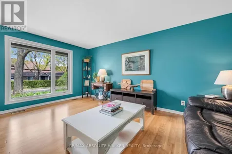 108 Plover Lane Ottawa ON K2B 8M2