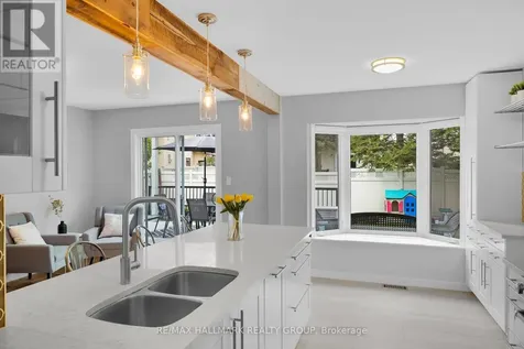 1089 Chablis Park Ottawa ON K1C 2T5