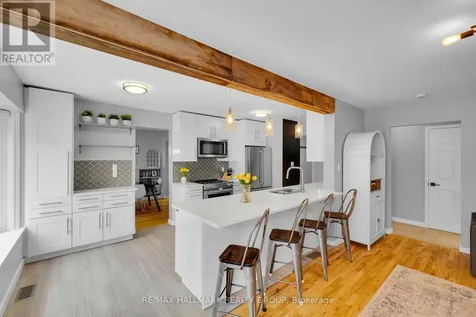 1089 Chablis Park Ottawa ON K1C 2T5