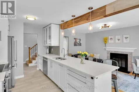 1089 Chablis Park Ottawa ON K1C 2T5