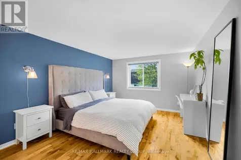 1089 Chablis Park Ottawa ON K1C 2T5